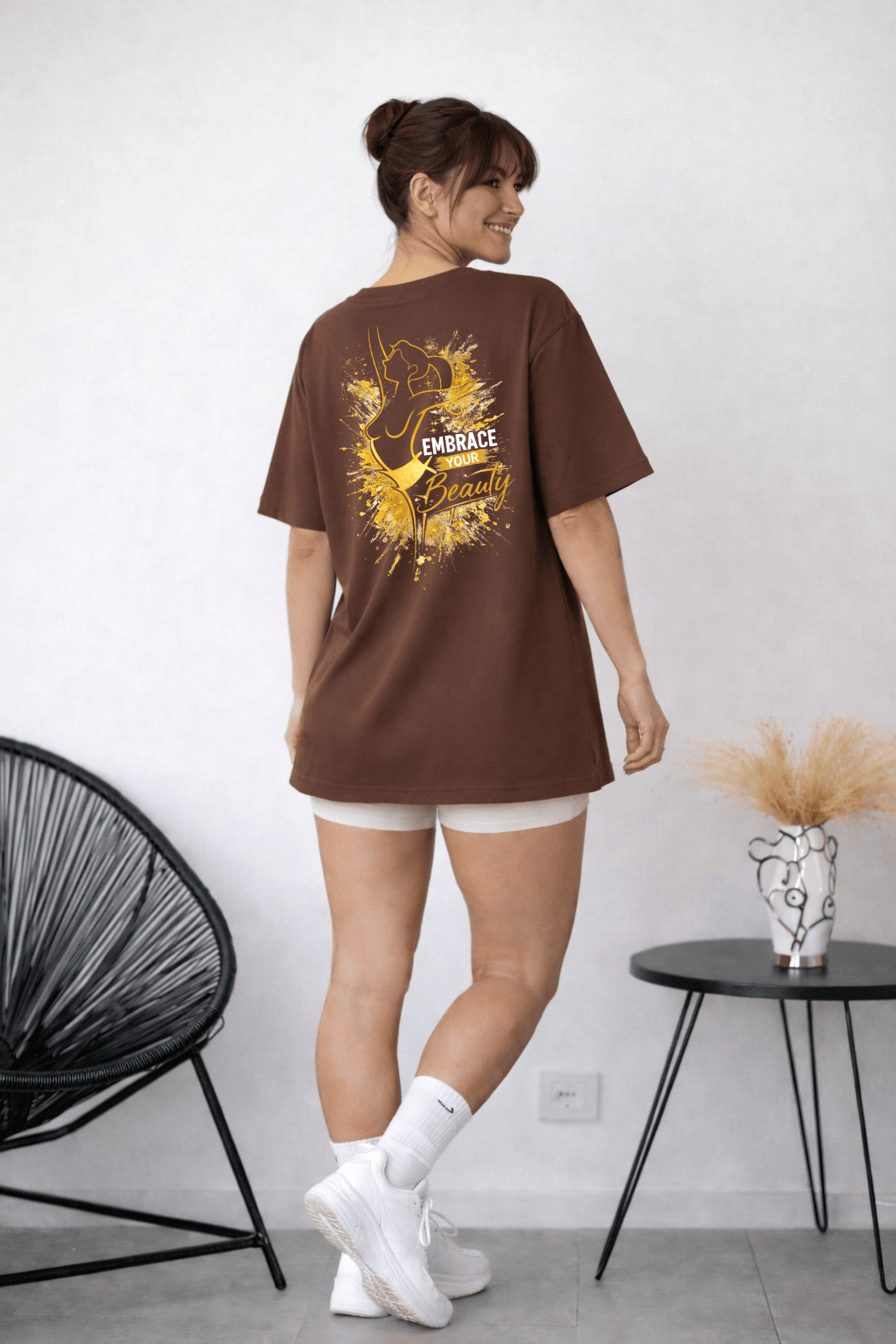 Camiseta Oversized Fitness Glamour Embrace Your Beauty – Estampa Dourada