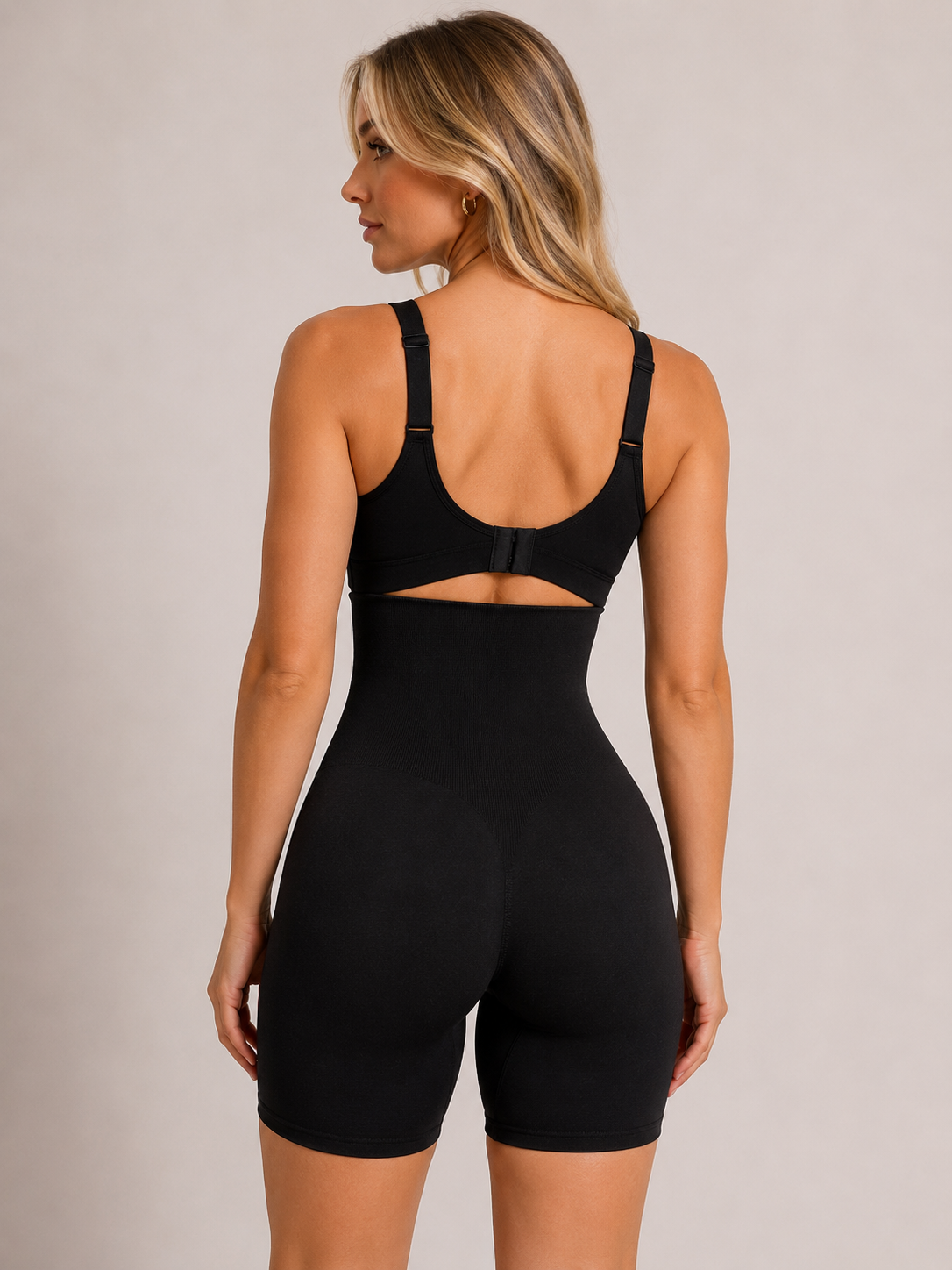 Short Modelador Segunda Pele com Barbatanas e Tecido Duplo